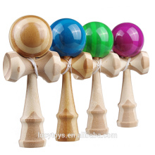 Juguetes de madera de los niños juguetes japoneses estándar del kendama del bambú